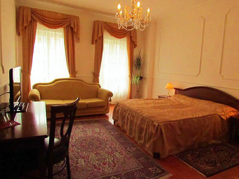 Hotel Renesance Krasna Kralovna